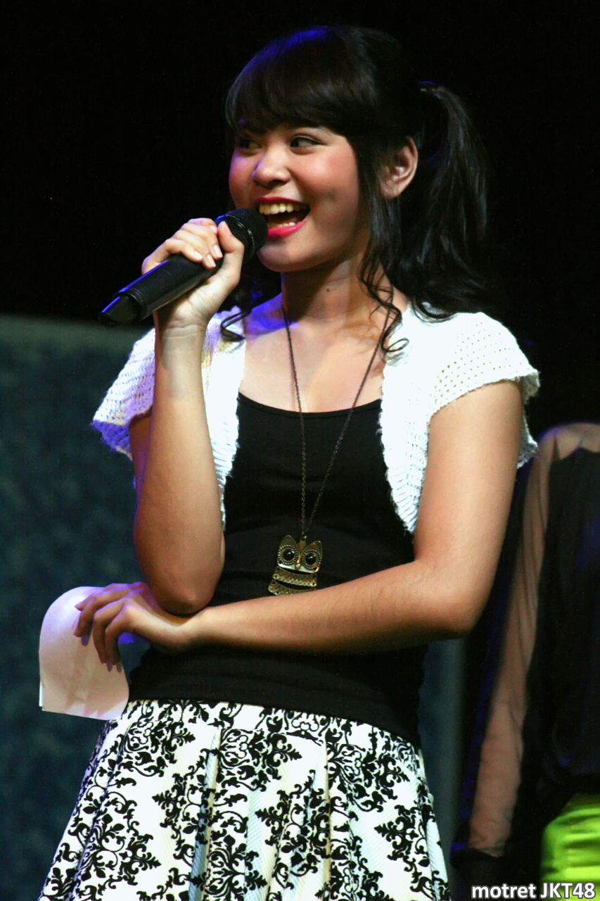 Delima Rizky JKT48 Flying Get Handshake Festival Jakarta 18-05-2014