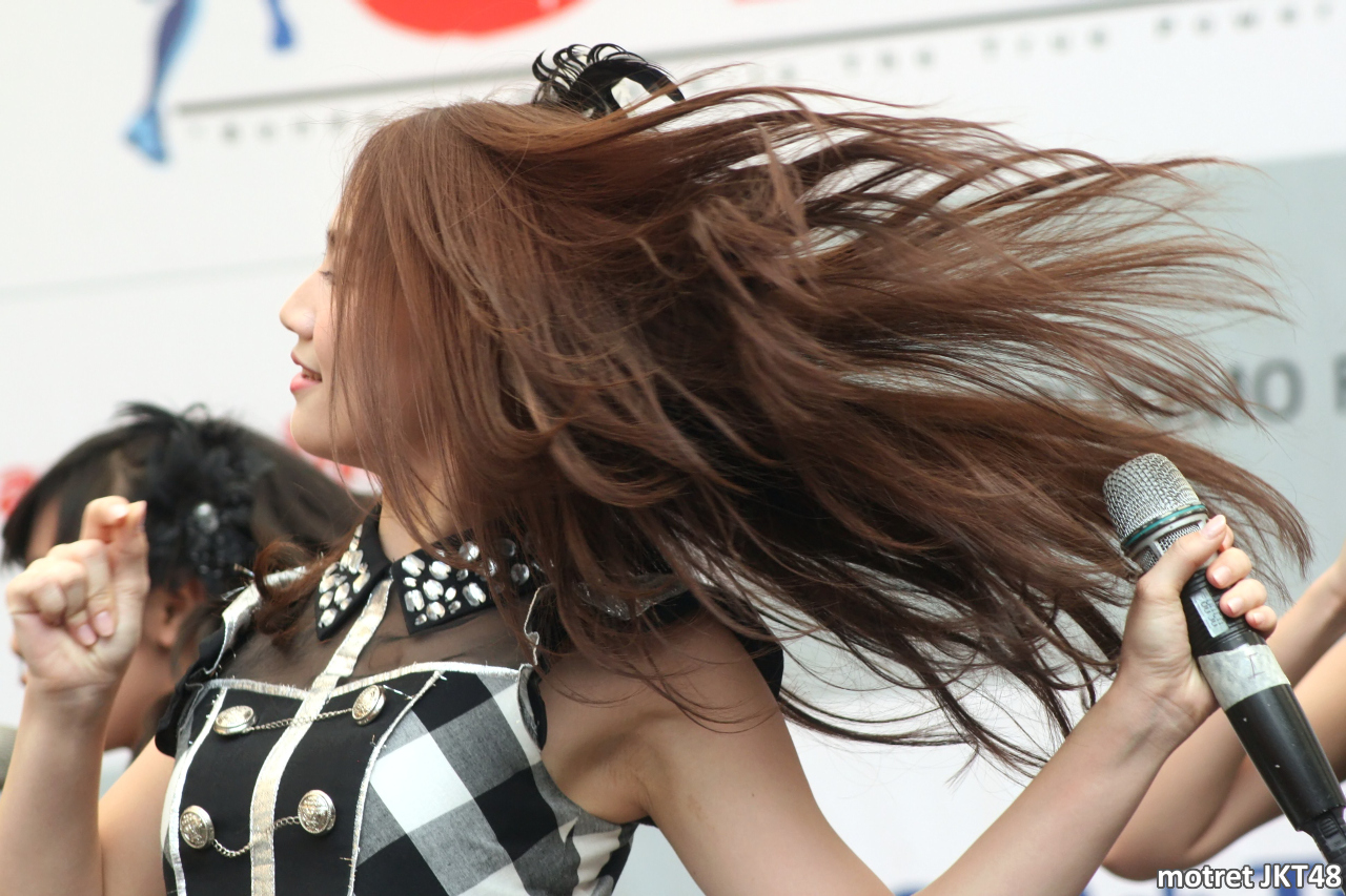 Melody Nurramdhani Laksani JKT48 Jakarta Kizuna Ekiden Ennichisai Blok M 25-05-2014