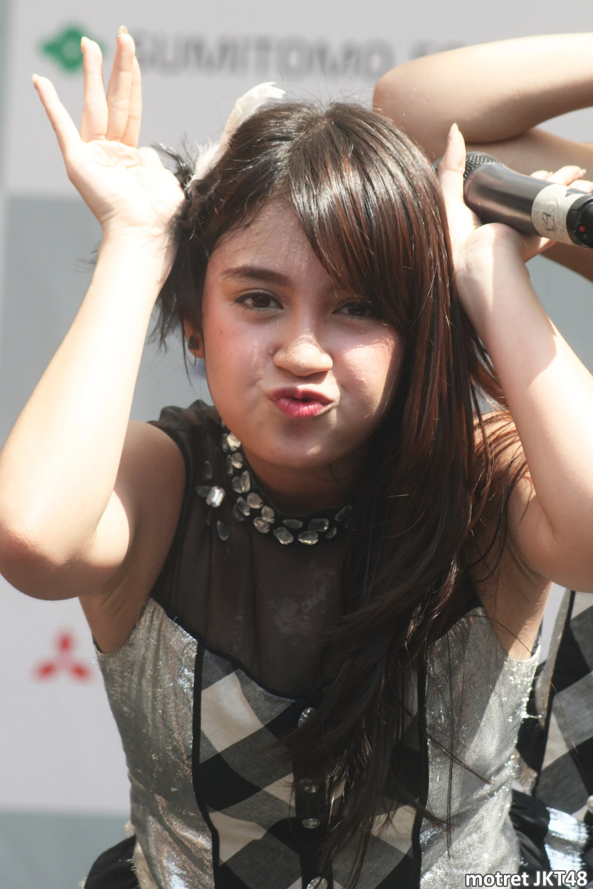 Nabilah Ratna Ayu Azalia JKT48 Jakarta Kizuna Ekiden Ennichisai Blok M 25-05-2014