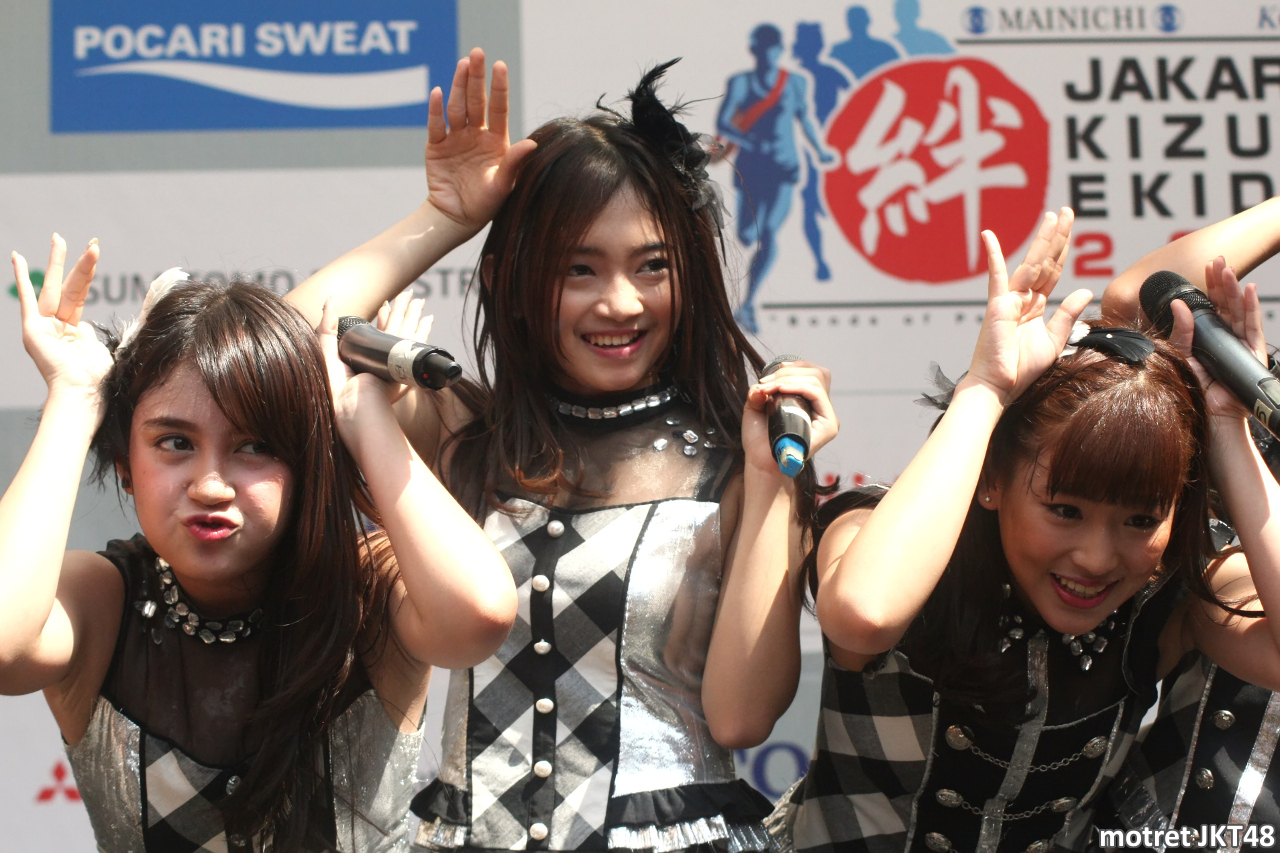 Nabilah Sendy Haruka JKT48 Jakarta Kizuna Ekiden Ennichisai Blok M 25-05-2014