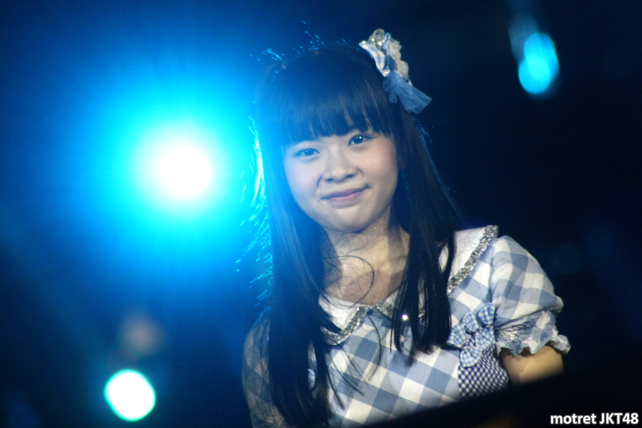 Cindy Yuvia -Yupi- JKT48 di Mahakarya HUT RCTI Jakarta 23-08-2014