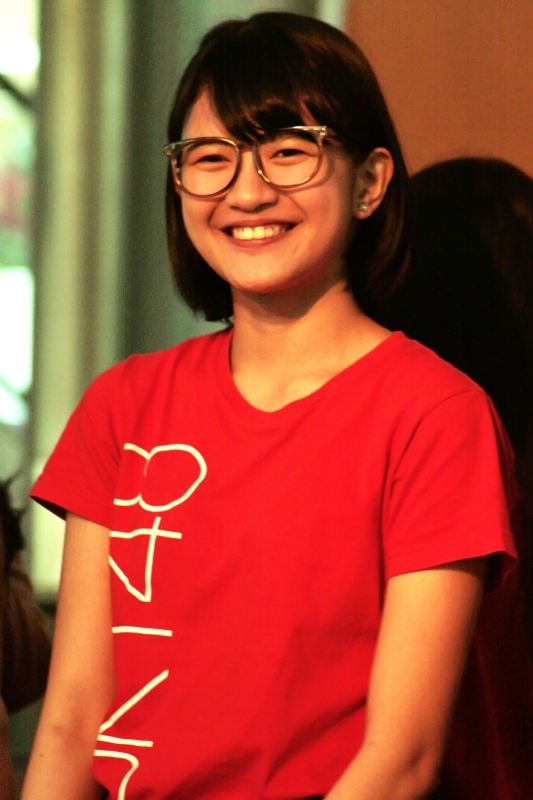 Ratu Vienny Fitrilya -Viny- JKT48 Direct Selling Pareo Adalah Emerald Jakarta 15-04-2015