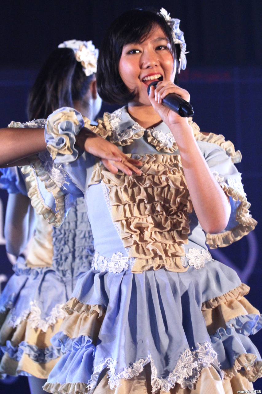 Rezky Wiranti Dhike JKT48 Refrain Penuh Harapan Handshake Festival Jakarta 17-08-2015