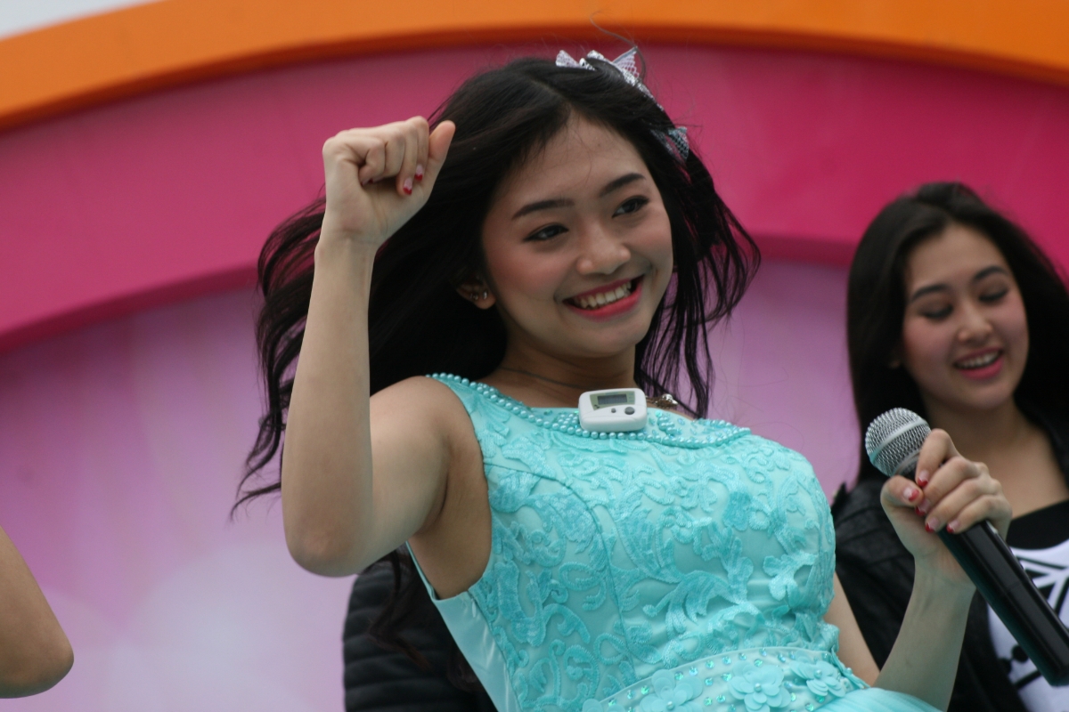 [Koleksi Foto 2] JKT48 Dangdut di Dahsyat RCTI, Jakarta 17-12-2015
