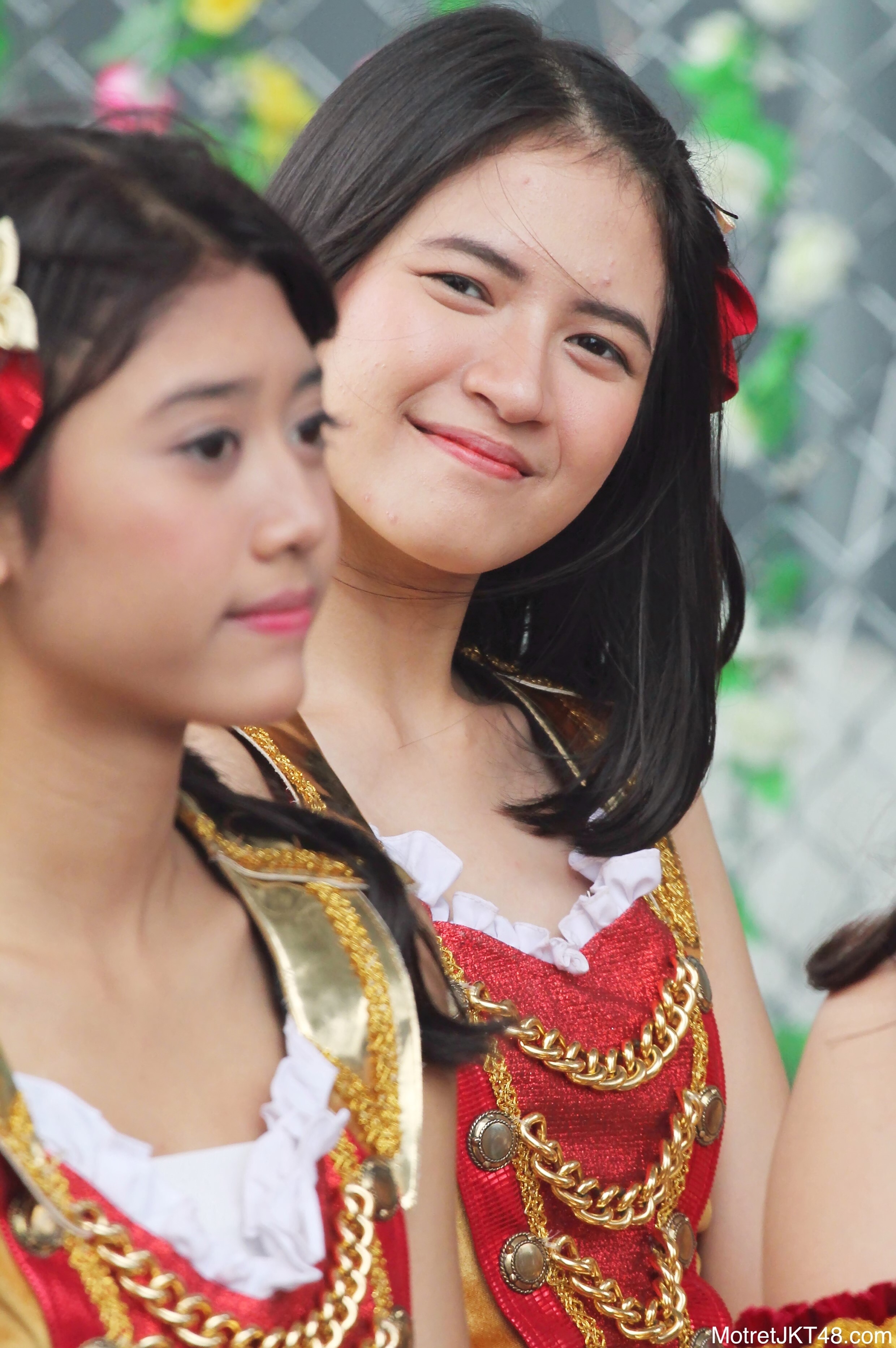 Ratu Vienny Fitrilya (Viny) JKT48 Rumah Mama Amy MNC TV Jakarta 10-02-2017