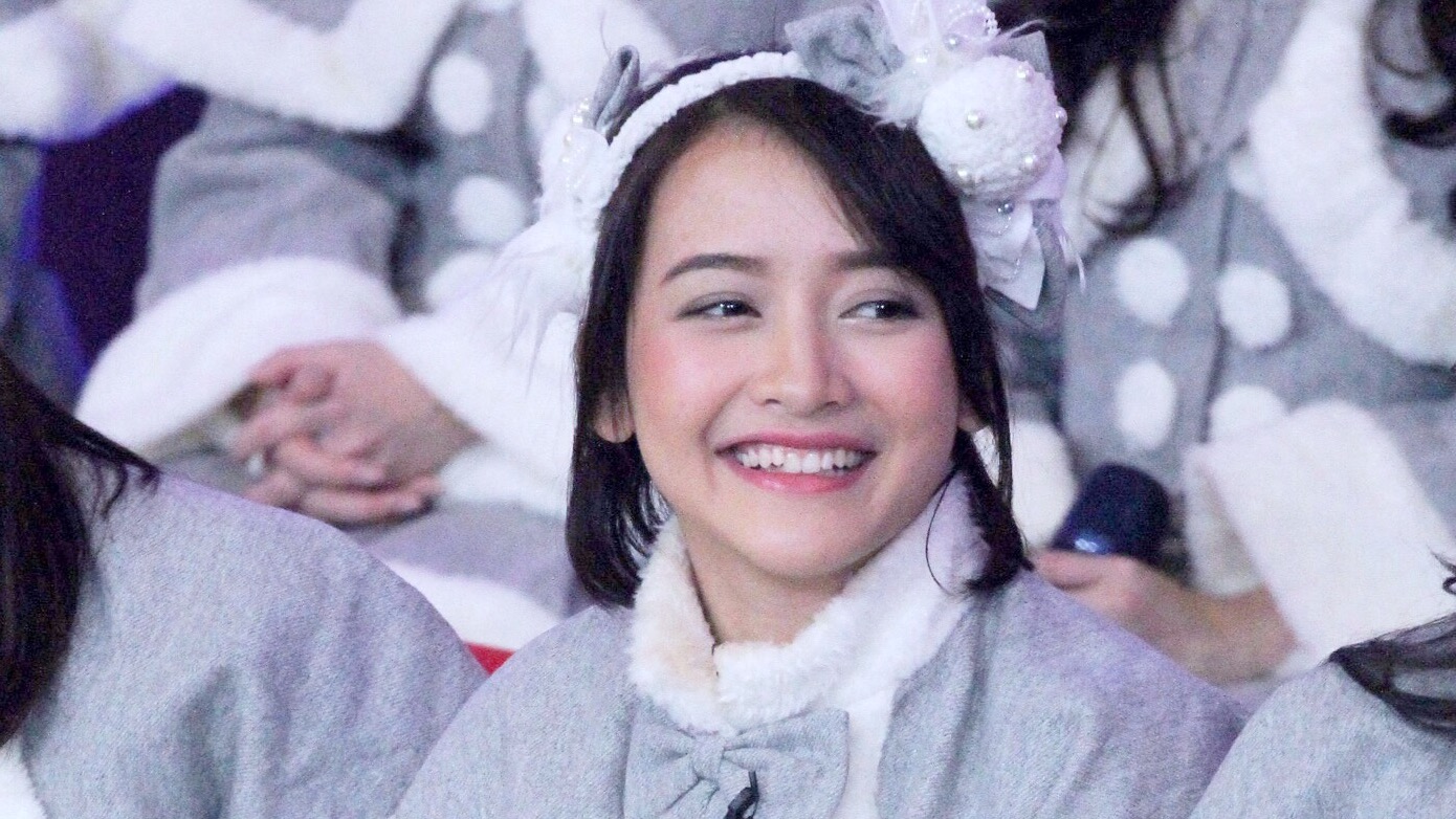 Devi Kinal Putri JKT48 Tonight Show NET TV Jakarta 14-03-2017