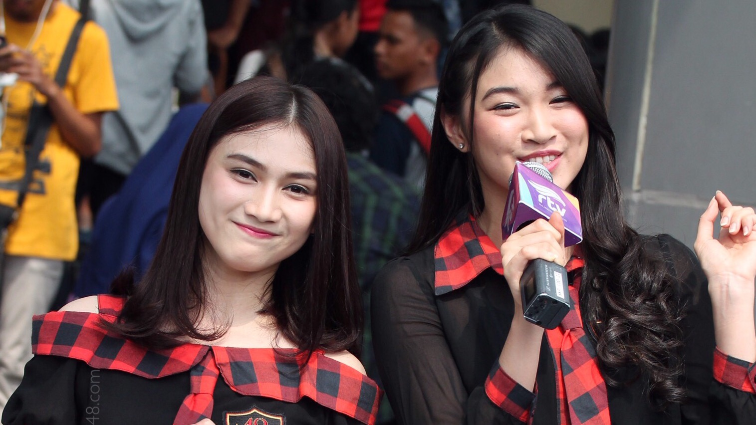 Melody dan Shani JKT48 Booth Honda Ve Graduation Ceremony dan Pengumuman Hasil Sousenkyo 2017 Jakarta 22-04-2017